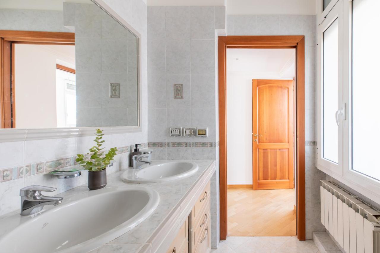 Iflat Spacious Penthouse Near The Vatican City Apartment Рим Екстериор снимка